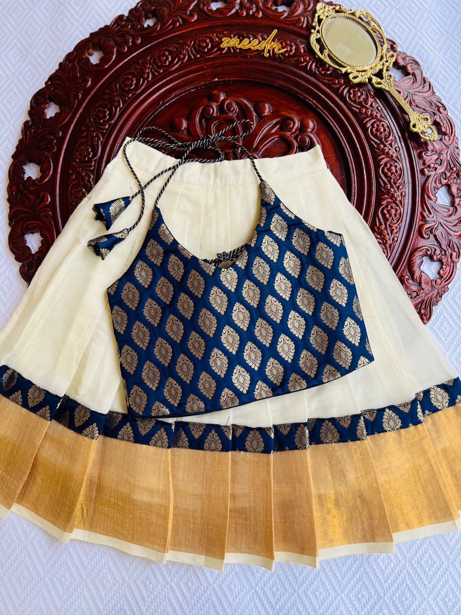 KERALA KASAVE COTTON BROUN & NAVIBLU SKIRT & TOP - Image 3