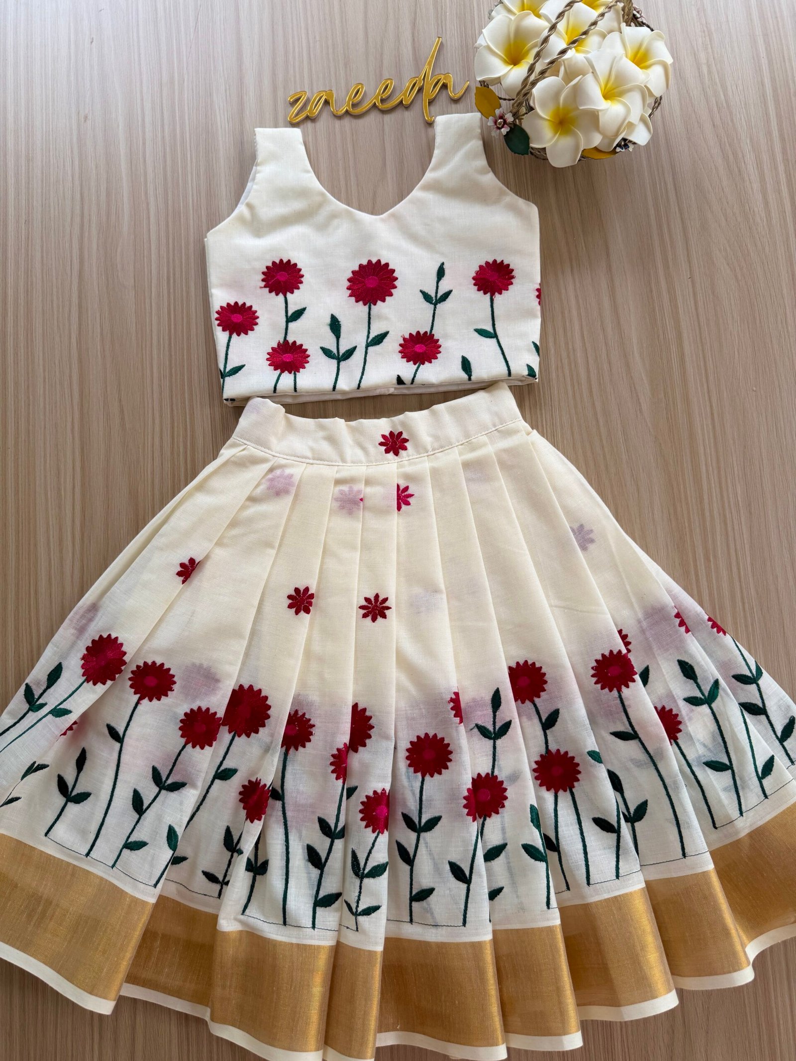 COTTON KASAV EMBROIDERY RED AND MARUN FLOWERS - Image 2