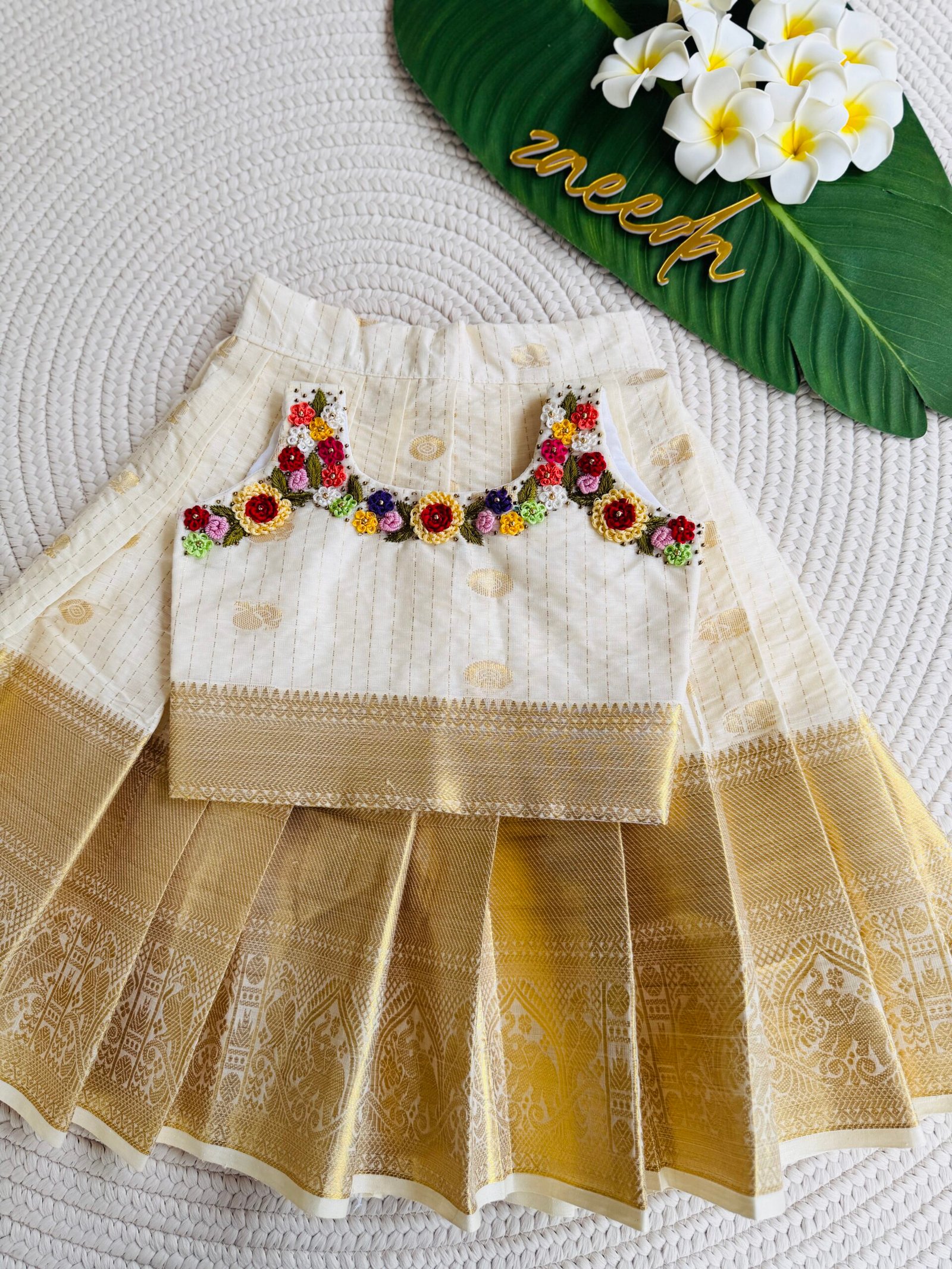 COTTON KASAVE WITH TREAD EMBROIDERY PATTUPAVADA