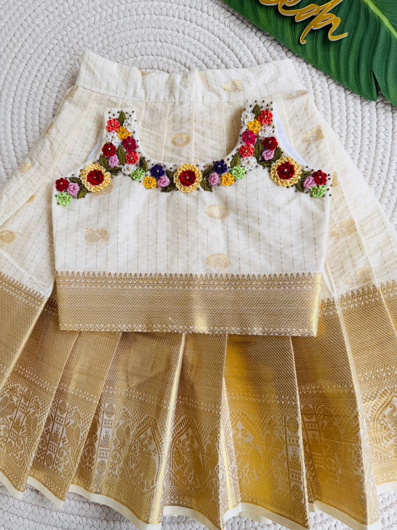 COTTON KASAVE WITH TREAD EMBROIDERY PATTUPAVADA - Image 3